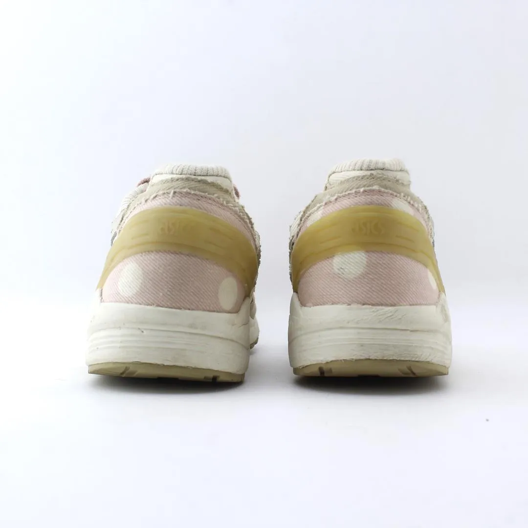 ASICS BUILD UP