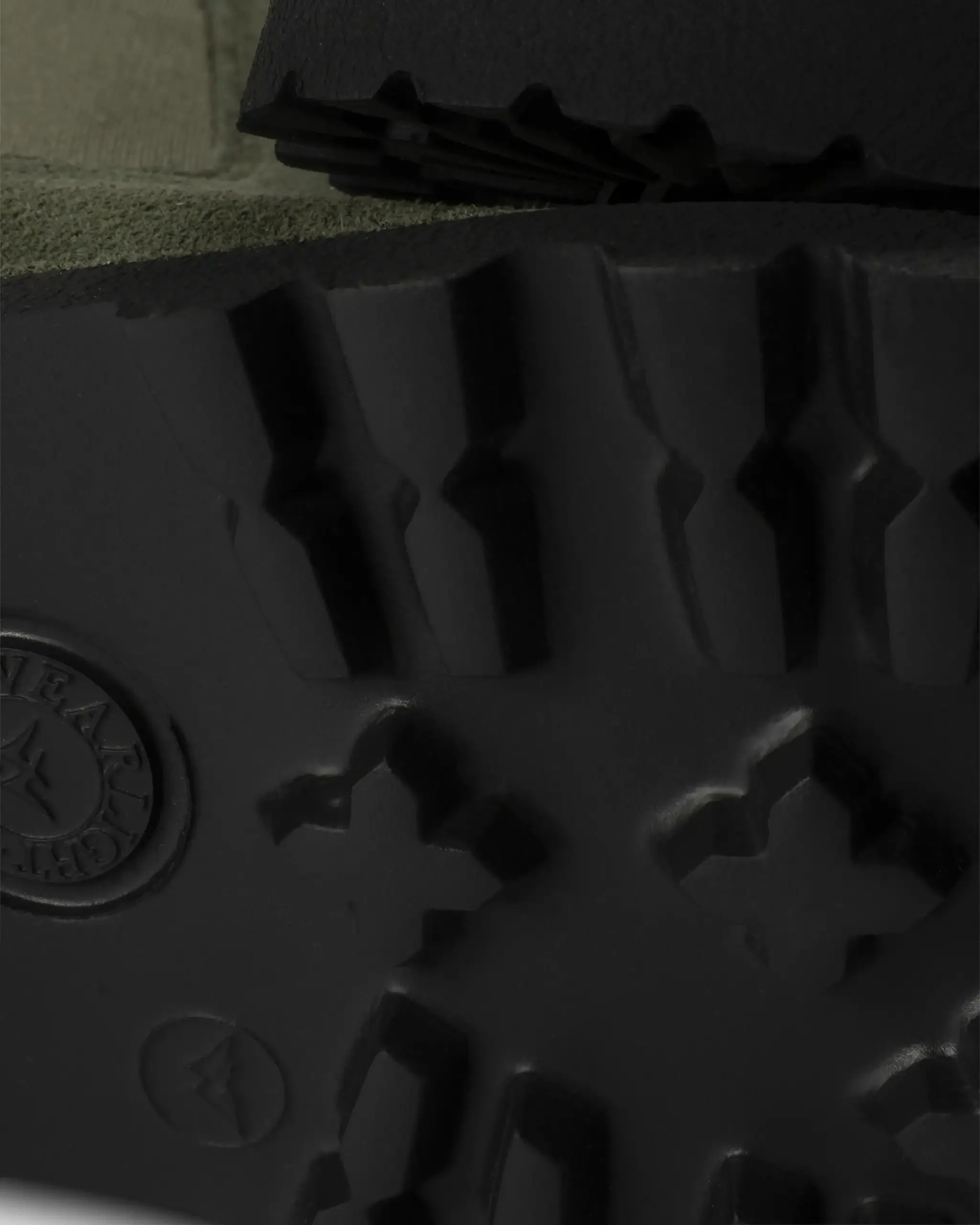 Hoher Chelsea-Reißverschlussstiefel von Emanuela Rosseti