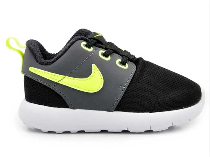 .NIKE Kids Roshe ONE (749430-022) - N81 - R1L9