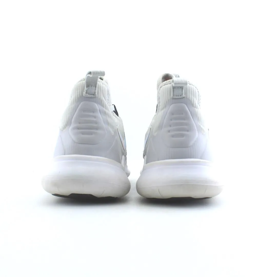 NIKE  WMNS FREE TR 8 PRINT PURE PLATINUM