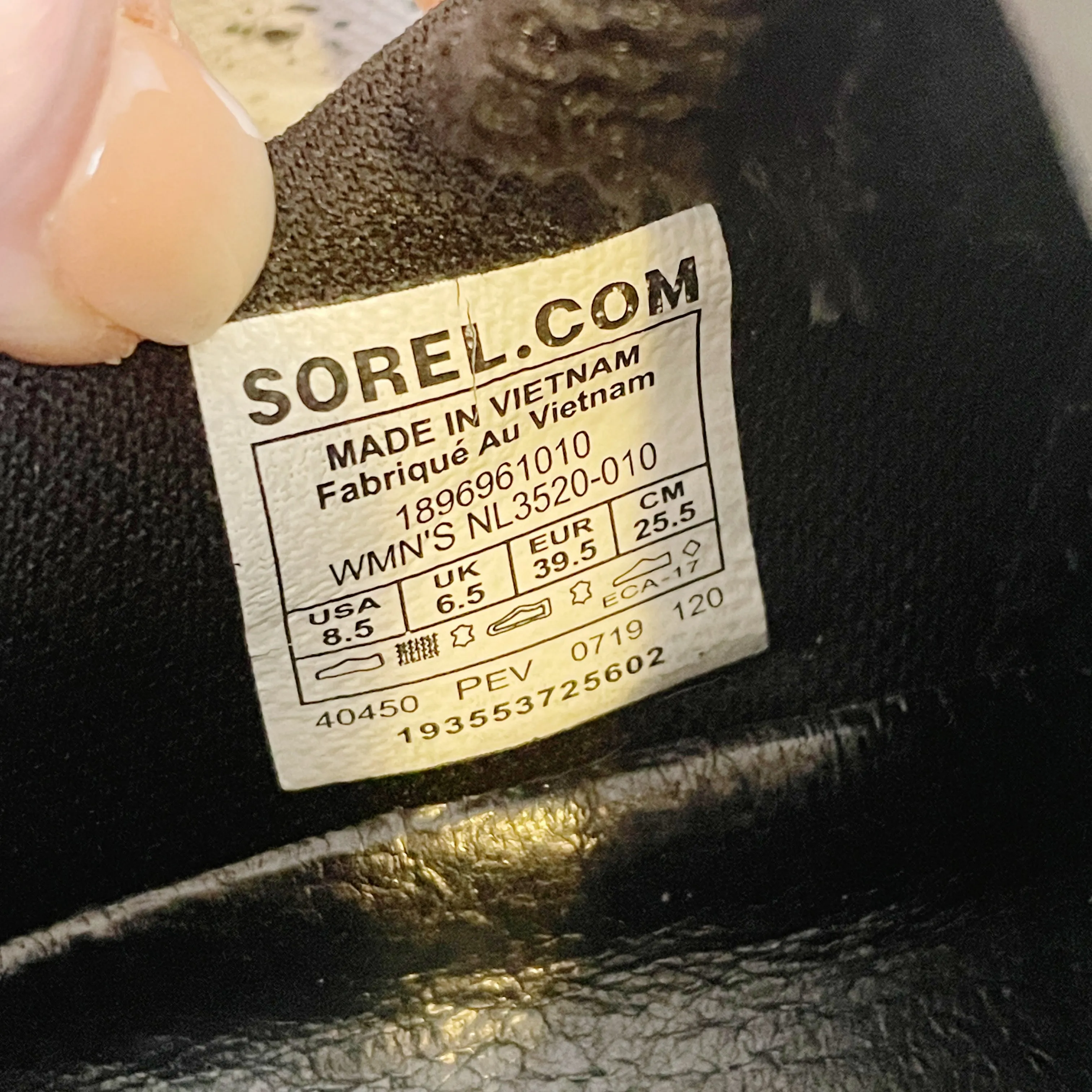 Sorel | Womens Black and White Suede Kinetic Lite Strap Sneakers | Size: 8.5