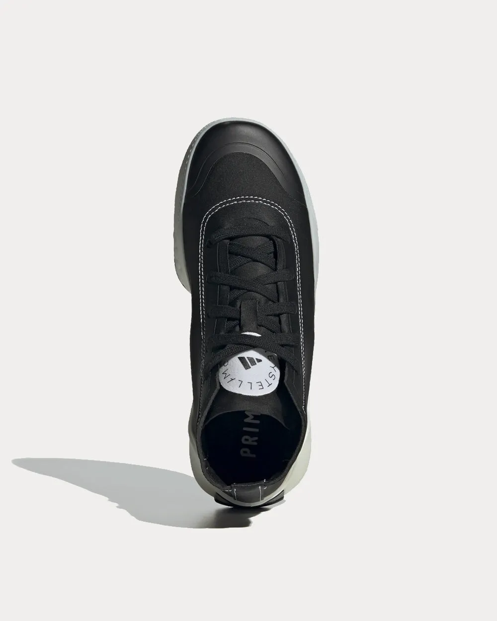 Treino Mid-Cut Core Black High Top Sneakers
